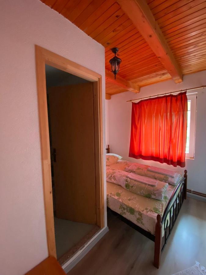 Bed And Breakfast Umoljani Eksteriør billede