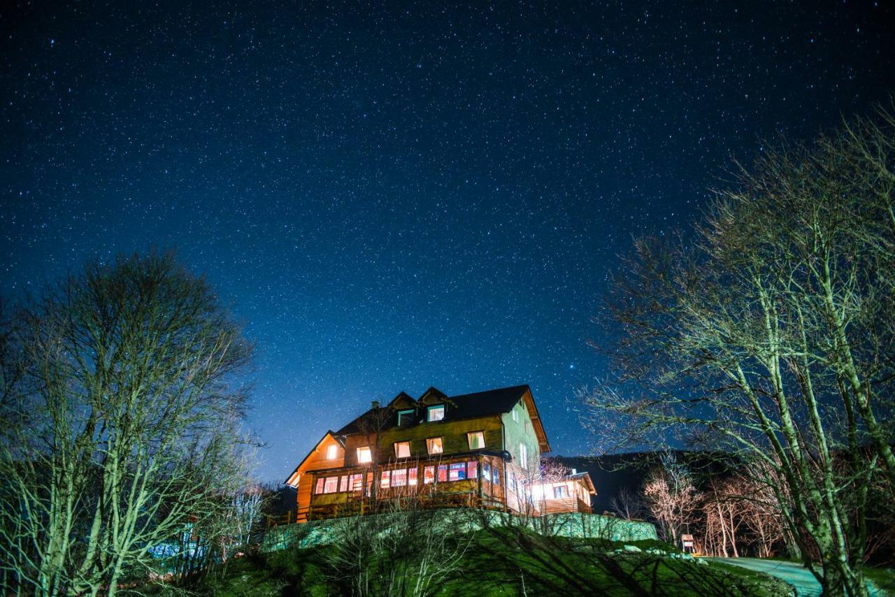 Bed And Breakfast Umoljani Eksteriør billede